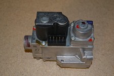 Vanne gaz 4115 d'occasion  Rethel