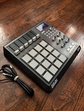 Akai mpd26 midi for sale  Reading