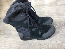 Columbia womens boots for sale  Round Lake