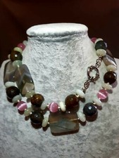 Collana artigianale con usato  Nepi
