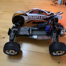 Usado, Traxxas Rustler 2WD — Para peças e reparos — Quadro, servo, rodas e corpo comprar usado  Enviando para Brazil