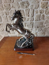 Grand cheval cabrant d'occasion Grand cheval cabrant d'occasion  Aix-en-Provence-