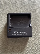 Nikon carica batteria usato Nikon carica batteria usato  Roma