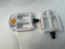 PEDAIS DE BICICLETA DE PLÁSTICO BRANCO FP 9/16" COM REFLETOR PD12 comprar usado  Enviando para Brazil