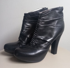 Gianfranco ferre stiefelette gebraucht kaufen  Berlin