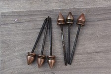 Usado, Mobília de ferro vintage pregos de porta com cabeça de latão decoração de celeiro de fazenda 6 peças comprar usado  Enviando para Brazil