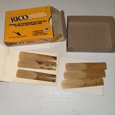 Usado, Palhetas de sax tenor Rico por D'Addario, força 2, pacote com 6, RKA1020 novo estoque antigo comprar usado  Enviando para Brazil