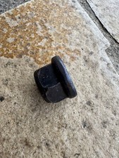 Boulon tête renvoie d'occasion Boulon tête renvoie d'occasion  Condom