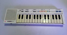 Vintage Casio PT-1 Mini Teclado Eletrônico Sintetizador Piano --PARA PEÇAS-- comprar usado  Enviando para Brazil
