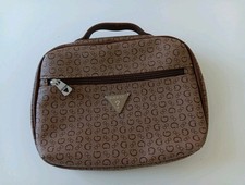 Guess reise kosmetik gebraucht kaufen  Aiterhofen