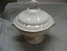 Ancienne soupière blanche d'occasion Ancienne soupière blanche d'occasion  Lorgues