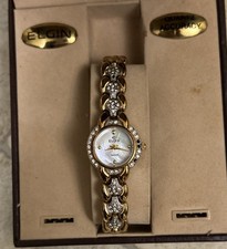 Relógio feminino Elgin aço inoxidável ouro strass água res bateria esfregão quartzo comprar usado  Enviando para Brazil