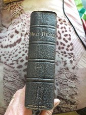 Holy bible old d'occasion  Rochefort