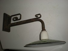 Ancienne lampe cour d'occasion  France