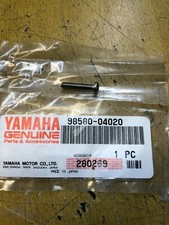 Vis head yamaha d'occasion  Verneuil-l'Étang