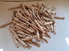 Lote de 90 pinos de madeira vintage cabeça redonda plana no topo prendedores de roupa de madeira comprar usado  Enviando para Brazil