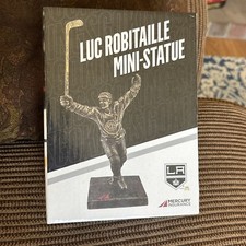Luc robitaille kings for sale  La Verne