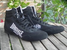 Lonsdale men contender for sale  EYE