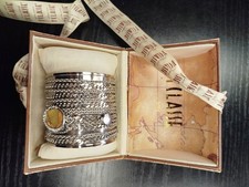 Bracciale rigido donna usato  Tezze sul Brenta