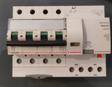 Magnetotermico differenziale c usato  Gorla Minore