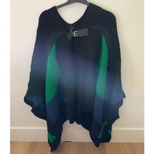 Louis vuitton cape for sale  Grand Rapids