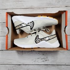 Nike WMNS Legend Essential 2 PRM Light Bone CZ3668 017 - Tamanho 6 Novo/Sem Tampa comprar usado  Enviando para Brazil