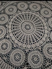 Meraviglioso copritavolo reali usato Meraviglioso copritavolo reali usato  Rieti