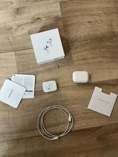 airpods pro 2 éme generation usb-c comprar usado  Enviando para Brazil