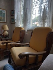Due poltrone vintage usato  Mantova