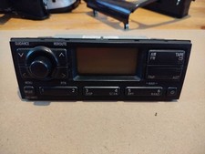 Używany, Toyota Avensis T220 2001 Radio Odtwarzacz CD Odtwarzacz DVD Nawigacja 8611005010 na sprzedaż  PL