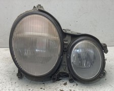 Faro anteriore destro usato  Italia