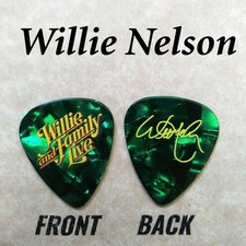 1 palheta de guitarra Willie Nelson clássica lenda country assinatura novidade (WG-R18) comprar usado  Enviando para Brazil