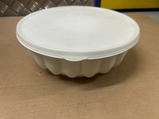 Vintage tupperware white for sale Vintage tupperware white for sale  CAMBRIDGE