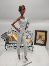 Barbie basics modèle d'occasion  Ambarès-et-Lagrave