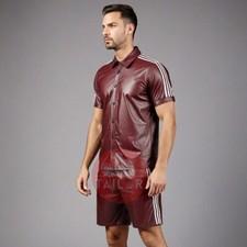 CONJUNTO MASCULINO DE CAMISA DE COURO BORGONHA PELE DE CORDEIRO E SHORTS COM LISTRAS CAMINHADA VERÃO comprar usado  Enviando para Brazil