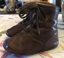 Anciennes chaussures cuir d'occasion  Champcueil