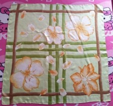 Superbe foulard burberry d'occasion  Fresnes