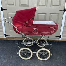 Carrinho de bebê vintage anos 60 Perego carrinho de bebê estrutura de metal feito na Itália veludo vermelho comprar usado Carrinho de bebê vintage anos 60 Perego carrinho de bebê estrutura de metal feito na Itália veludo vermelho comprar usado  Enviando para Brazil