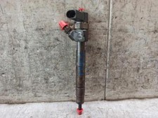 A6110700987 iniettore per usato  Ferrara