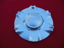 Usado, Tampão central de roda personalizado Milanni prata WG-711-CAP NOVO comprar usado Usado, Tampão central de roda personalizado Milanni prata WG-711-CAP NOVO comprar usado  Enviando para Brazil