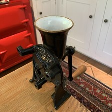 M105 vintage cast for sale  KENILWORTH