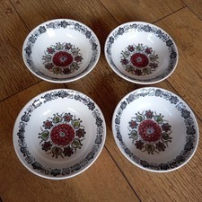 Set four broadhurst for sale  SPALDING