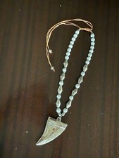 dente squalo usato dente squalo usato  Valvestino