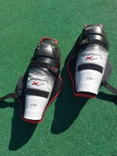 Schienbeinschoner bauer vapor gebraucht kaufen  Stendal