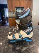 Salomon quest max for sale  Goffstown