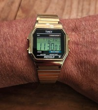 2000 Timex Classic Digital Indiglo Watch Pulseira de Expansão Original, Excelente! comprar usado 2000 Timex Classic Digital Indiglo Watch Pulseira de Expansão Original, Excelente! comprar usado  Enviando para Brazil