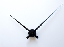 Horloge design minimaliste d'occasion  Doué-la-Fontaine