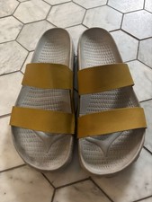 Sapatos QUOC LALA SLIDES 44 comprar usado  Enviando para Brazil