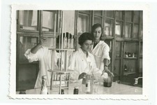 Usado, Tubo vintage feminino fotocientista laboratório laboratório feminino ciência química comprar usado  Enviando para Brazil