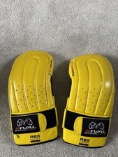 Rb5 bag mitts for sale  CHELMSFORD